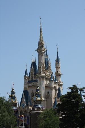 �A���t�H�[�E�`���h�����i�����N�I���W�̒���j