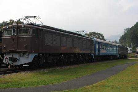 �A���t�H�[�E�`���h�����i�����N�I���W�̒���j