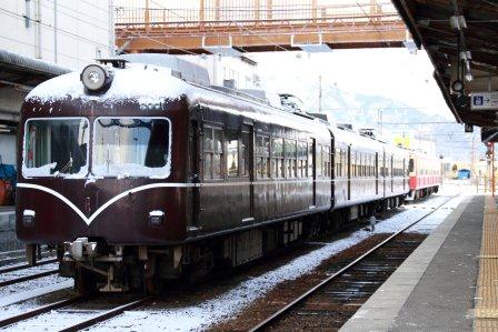 �A���t�H�[�E�`���h�����i�����N�I���W�̒���j