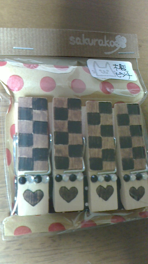 �F�ƒK�ƈ��L(�l���������r�s�d�k�k�`)�̐���