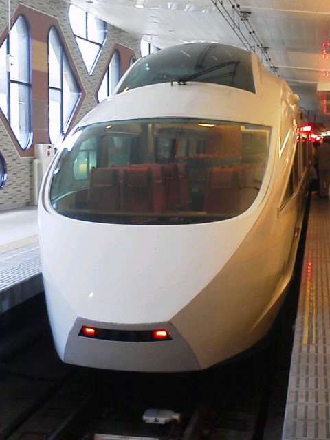 �F�ƒK�ƈ��L(�l���������r�s�d�k�k�`)�̐���