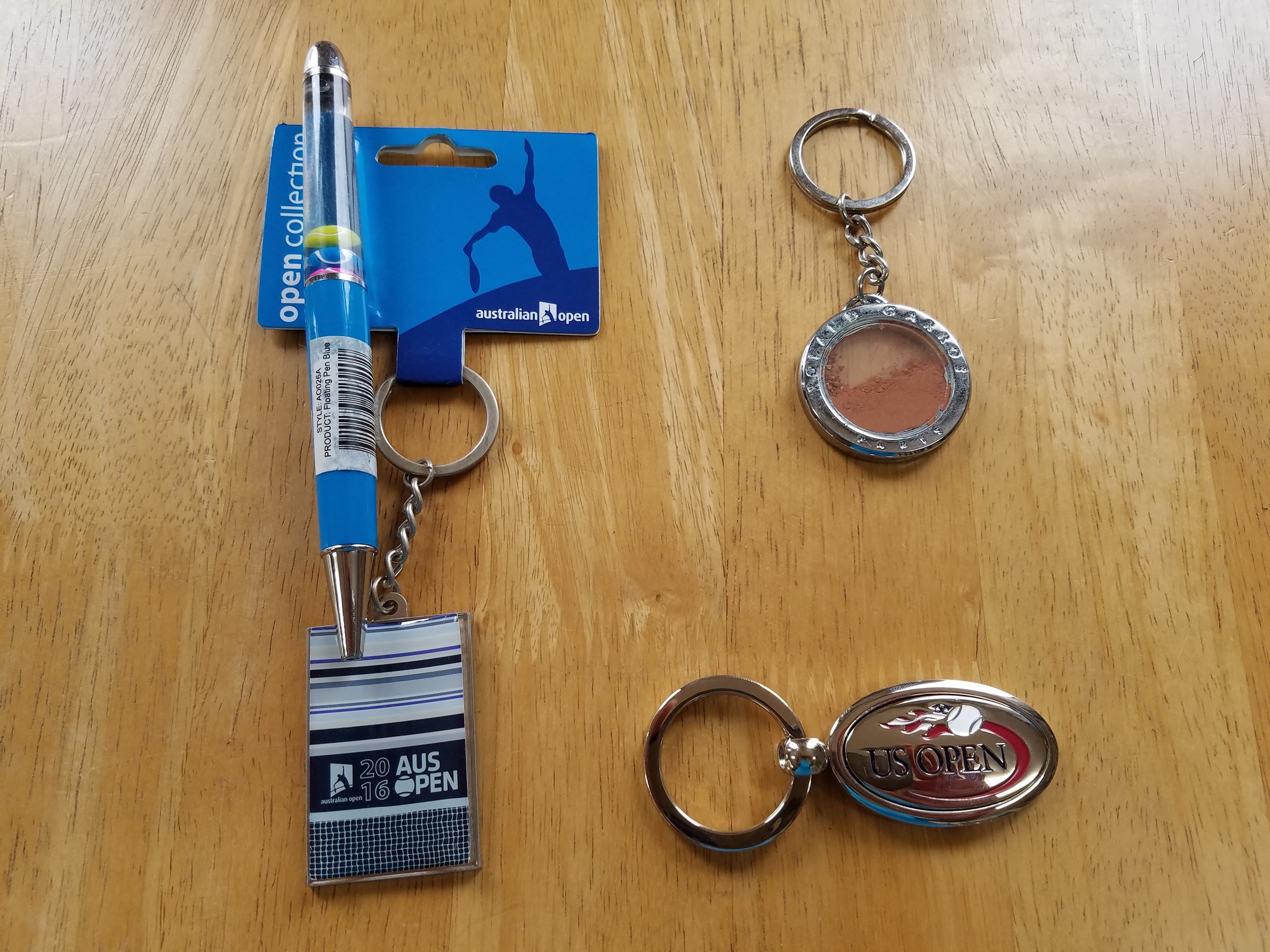 �Ȗ؎s�E�e�j�X�V���b�v�x�X�g Tennis Shop BEST