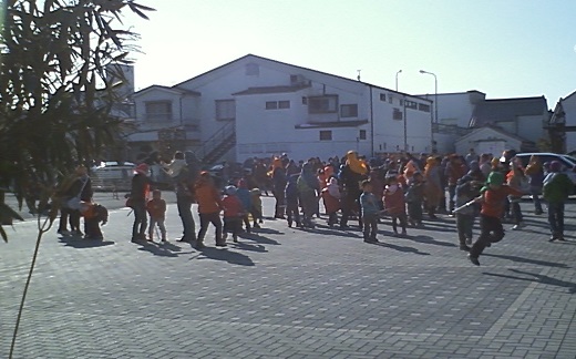 ���b�N�V�b�v�E�J���^�[�r��