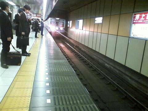 ���b�N�V�b�v�E�J���^�[�r��