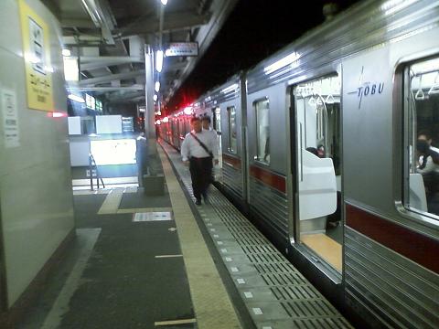 ���b�N�V�b�v�E�J���^�[�r��