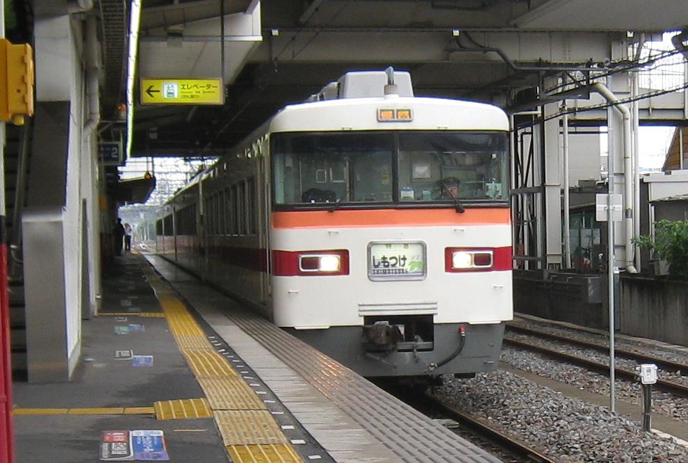 ���b�N�V�b�v�E�J���^�[�r��