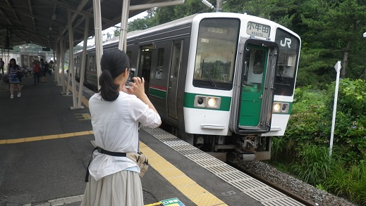 ���b�N�V�b�v�E�J���^�[�r��