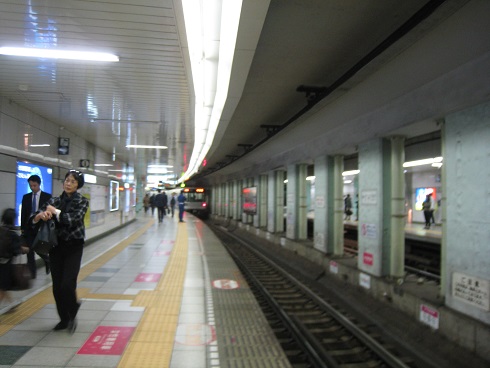 ���b�N�V�b�v�E�J���^�[�r��