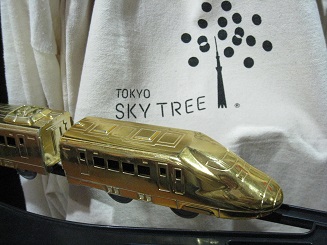 ���b�N�V�b�v�E�J���^�[�r��