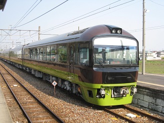 ���b�N�V�b�v�E�J���^�[�r��