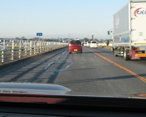 ���b�N�V�b�v�E�J���^�[�r��