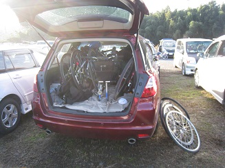 ���b�N�V�b�v�E�J���^�[�r��