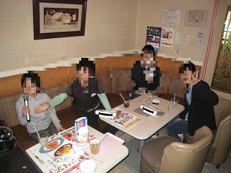 ���b�N�V�b�v�E�J���^�[�r��