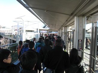 ���b�N�V�b�v�E�J���^�[�r��