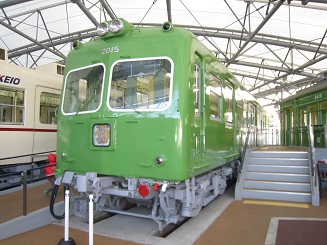 ���b�N�V�b�v�E�J���^�[�r��