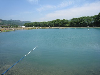 ���b�N�V�b�v�E�J���^�[�r��