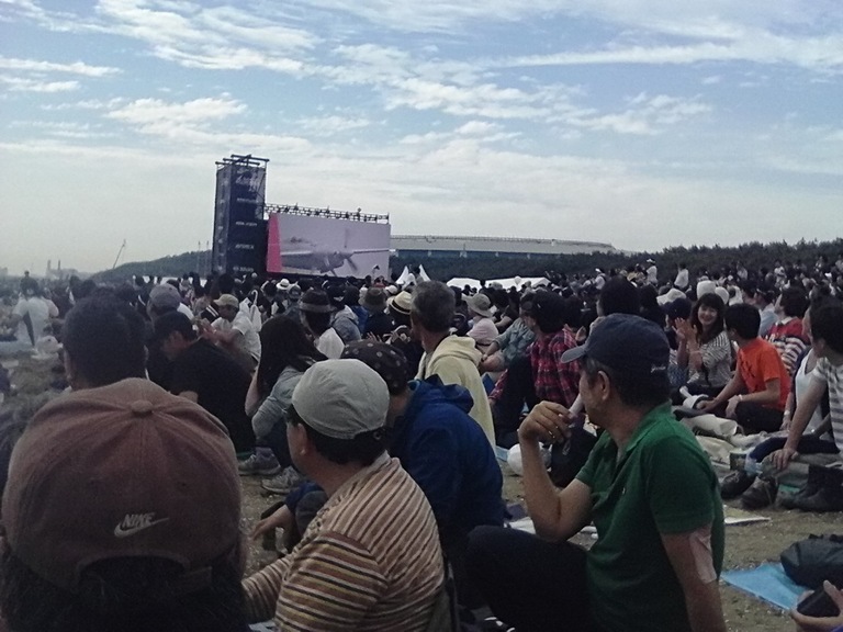 ���b�N�V�b�v�E�J���^�[�r��