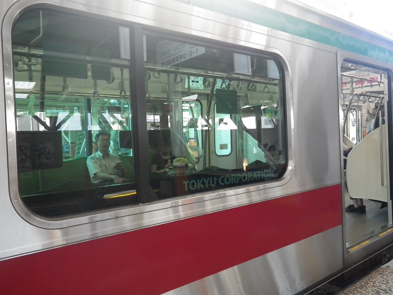 ���b�N�V�b�v�E�J���^�[�r��