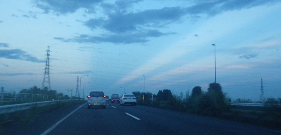 ���b�N�V�b�v�E�J���^�[�r��