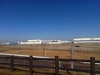 ���b�N�V�b�v�E�J���^�[�r��