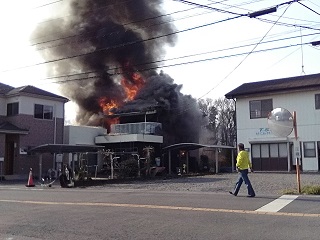 ���b�N�V�b�v�E�J���^�[�r��