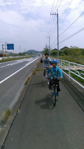 ���b�N�V�b�v�E�J���^�[�r��