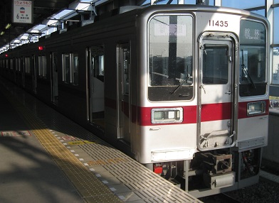 ���b�N�V�b�v�E�J���^�[�r��