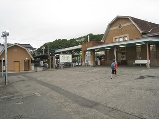 ���b�N�V�b�v�E�J���^�[�r��