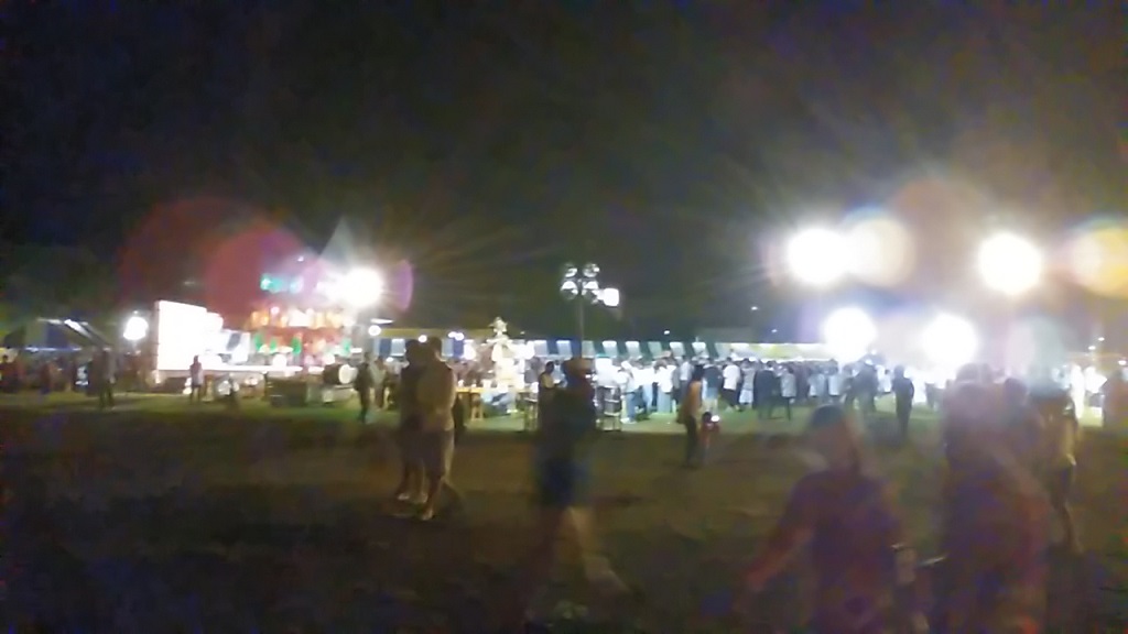 ���b�N�V�b�v�E�J���^�[�r��