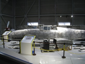 ���b�N�V�b�v�E�J���^�[�r��