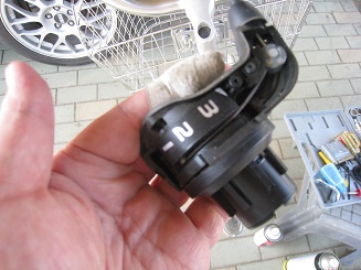 ���b�N�V�b�v�E�J���^�[�r��