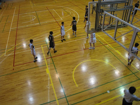 ���b�N�V�b�v�E�J���^�[�r��