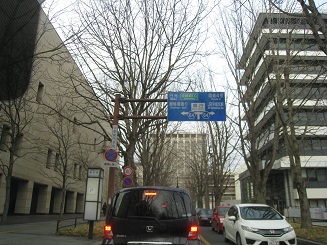 ���b�N�V�b�v�E�J���^�[�r��