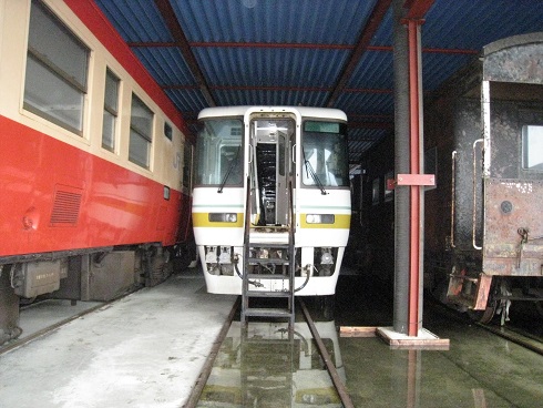 ���b�N�V�b�v�E�J���^�[�r��