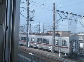 ���b�N�V�b�v�E�J���^�[�r��