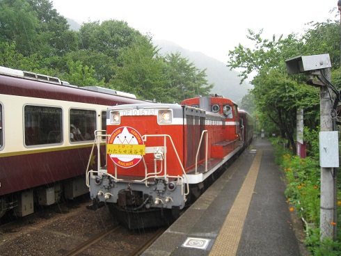 ���b�N�V�b�v�E�J���^�[�r��