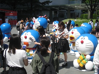 ���b�N�V�b�v�E�J���^�[�r��