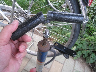 ���b�N�V�b�v�E�J���^�[�r��