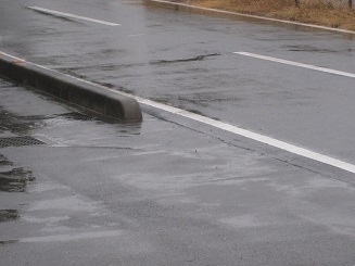 ���b�N�V�b�v�E�J���^�[�r��