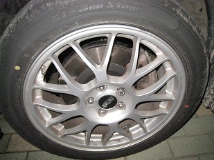 ���b�N�V�b�v�E�J���^�[�r��