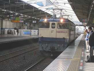 ���b�N�V�b�v�E�J���^�[�r��