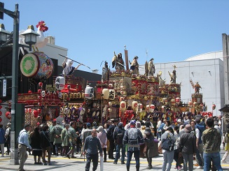 ���b�N�V�b�v�E�J���^�[�r��