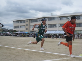 ���b�N�V�b�v�E�J���^�[�r��