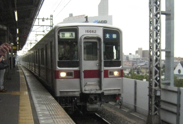 ���b�N�V�b�v�E�J���^�[�r��