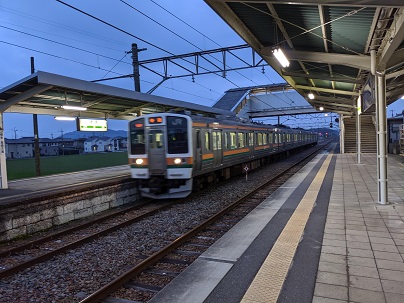 ���b�N�V�b�v�E�J���^�[�r��