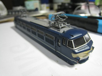 ���b�N�V�b�v�E�J���^�[�r��