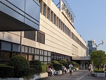 ���b�N�V�b�v�E�J���^�[�r��