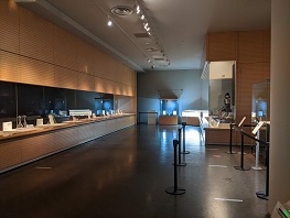 ���b�N�V�b�v�E�J���^�[�r��