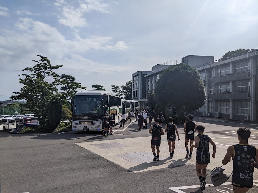 ���b�N�V�b�v�E�J���^�[�r��