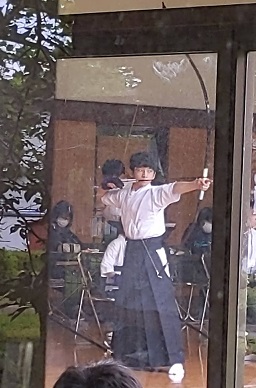 ���b�N�V�b�v�E�J���^�[�r��